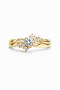 Anillo Oro 14K “Elegancia Floral Ondulada”