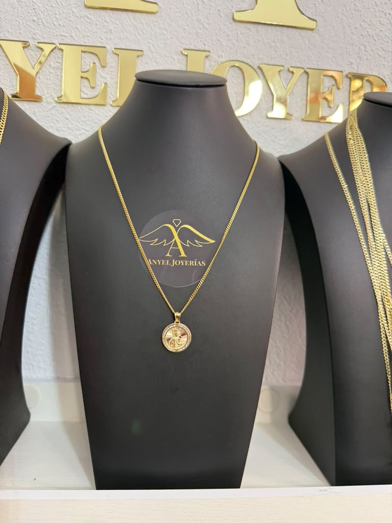 cuban link 2mm con santa barbara -22¨