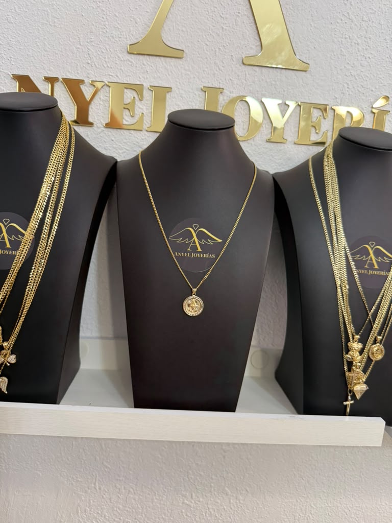 cuban link 2mm con caridad del cobre -20¨